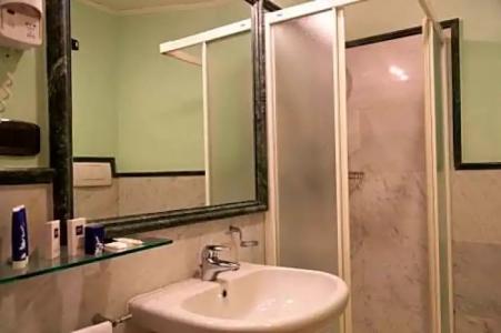 iHs Roma La Mela - 36