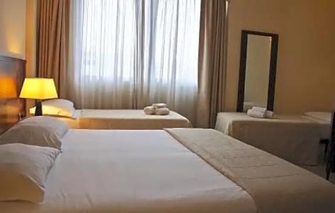 iHs Roma La Mela - 39