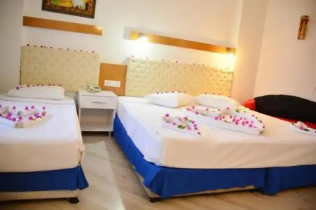 Miranda Moral Beach - 60