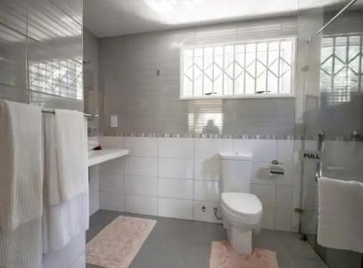 Surfers Beach Self Catering Chalets - 31