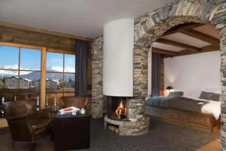 Hostellerie du Pas de l'Ours "Relais et Châteaux" - 75