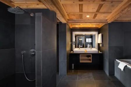 Hostellerie du Pas de l'Ours "Relais et Châteaux" - 46