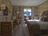 Superior Double room with balcony and with mountain view