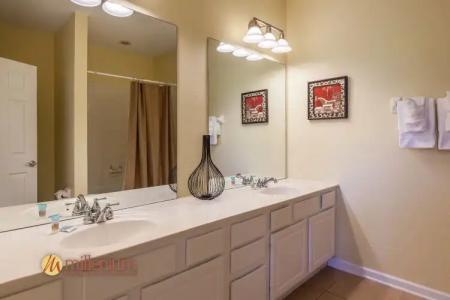 Vista Cay Resort by Millenium at Universal Blvd. - 9