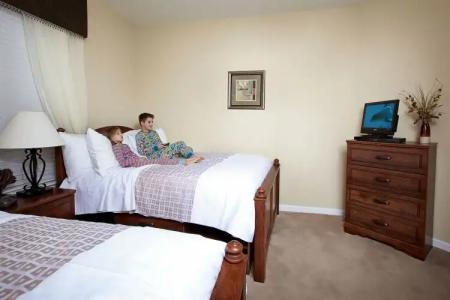 Vista Cay Resort by Millenium at Universal Blvd. - 2