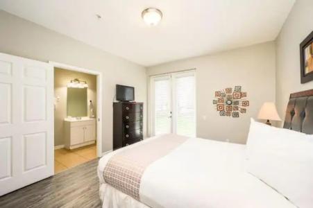 Vista Cay Resort by Millenium at Universal Blvd. - 176