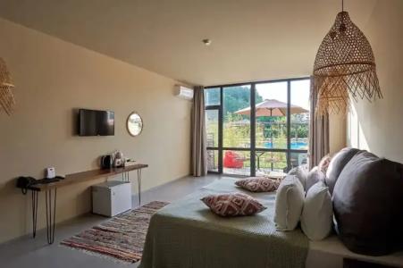 Sunny Beach Club — Adults only over 16 - 86