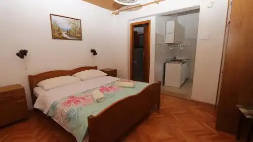 Guesthouse Sandra - 102
