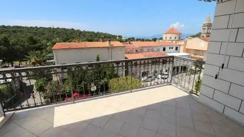 Guesthouse Sandra - 85