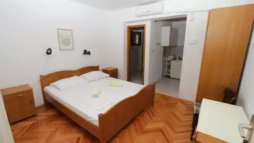 Guesthouse Sandra - 1