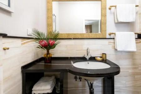 Dominus Little Palace - 36