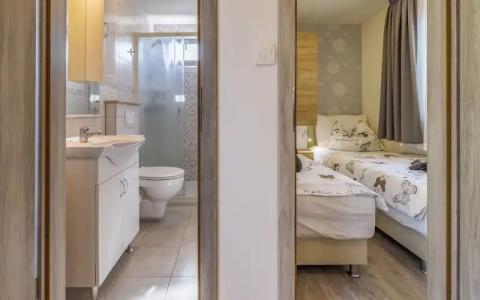 Mobile Home Rojnic - 77