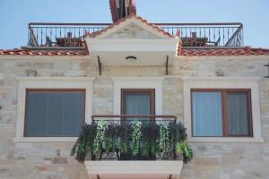 Focamor Otel, Yenifoca