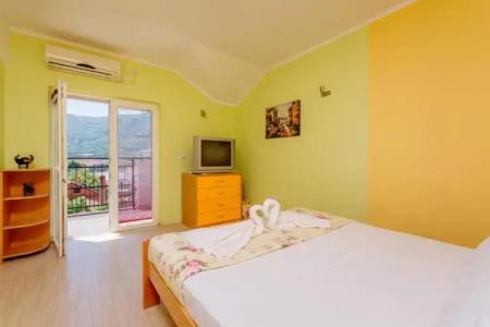 Spacious Central Magik Mini-hotel - 29