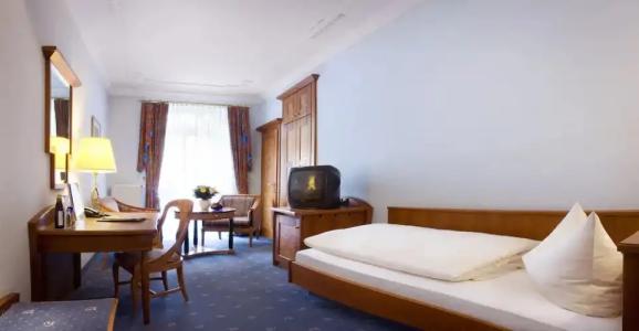 Post Mittenwald - 39