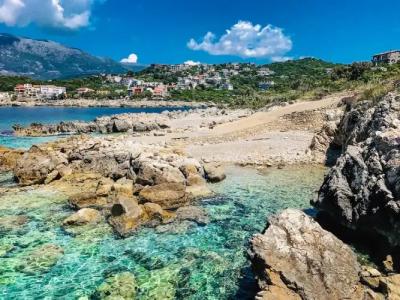 Open Sea Luxury Apartments - 15