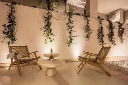 Brown Beach House & Spa - 29