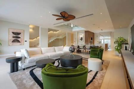 Brown Beach House & Spa - 4