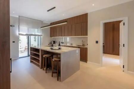 Brown Beach House & Spa - 2