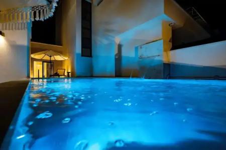 Brown Beach House & Spa - 19