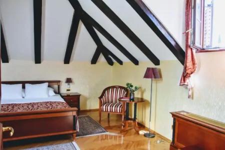 Boutique Kazbek - 85