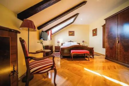 Boutique Kazbek - 90