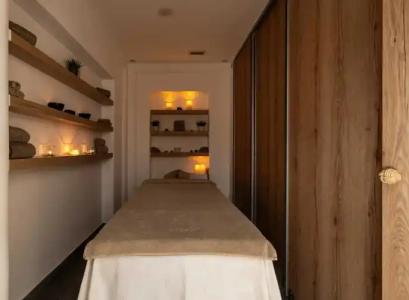 Rocabella Santorini & Spa - 16