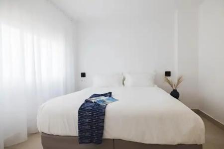 Rocabella Santorini & Spa - 4