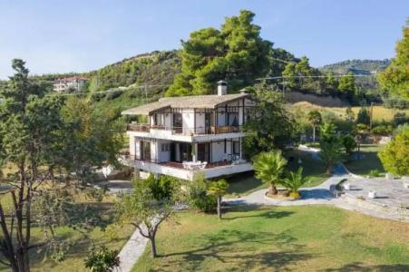 Malt Beachfront Villa - 59