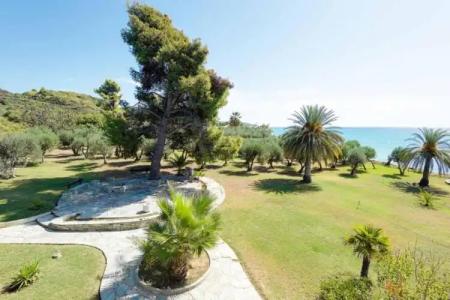 Malt Beachfront Villa - 46