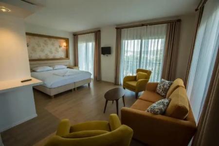 Clementine Suits Sigacik - 75