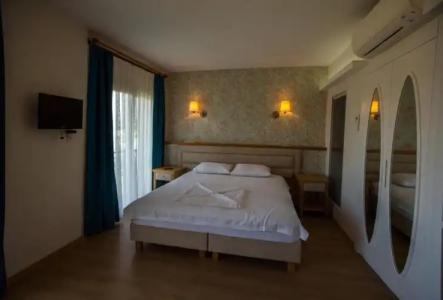 Clementine Suits Sigacik - 85