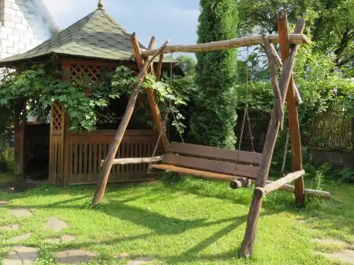 Verkhovinsky Dvor - 28