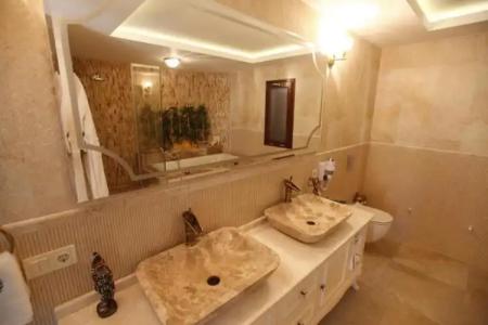 Livia Ephesus - Adults Only - 107
