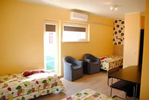 Alley Hostel - 2