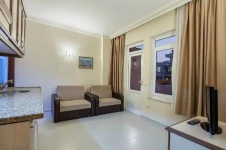 May Flower Apart - 91