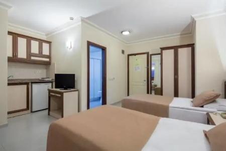 May Flower Apart - 52