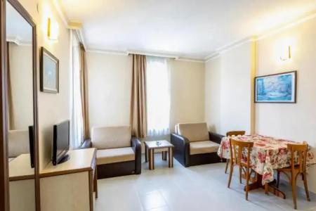 May Flower Apart - 109