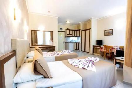 May Flower Apart - 121