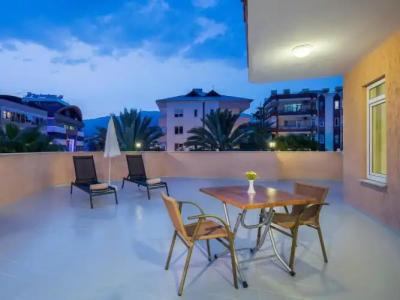 May Flower Apart - 62