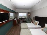 Standard Triple room with sea view