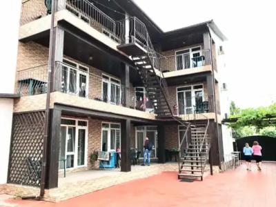 Akvitaniya Mini-Hotel - 1