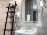 Luxury Suite