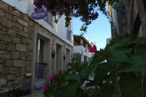 Firuze Alaçatı Hotel & Meyhane (Serin Alaçatı Cafe ve Butik Otel), Alacati
