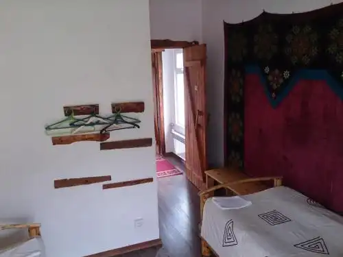 Ashu Guest House - 10