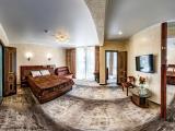 2 Bedrooms Quintuple Family Suite with balcony