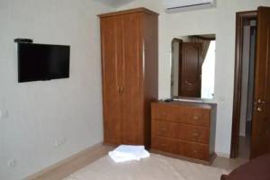 Holiday Park grushovoe ozero Tourist base, Simferopol