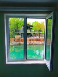Amiran's Lake - 5