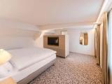Suite with balcony