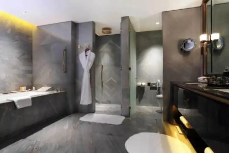 Waldorf Astoria - 124